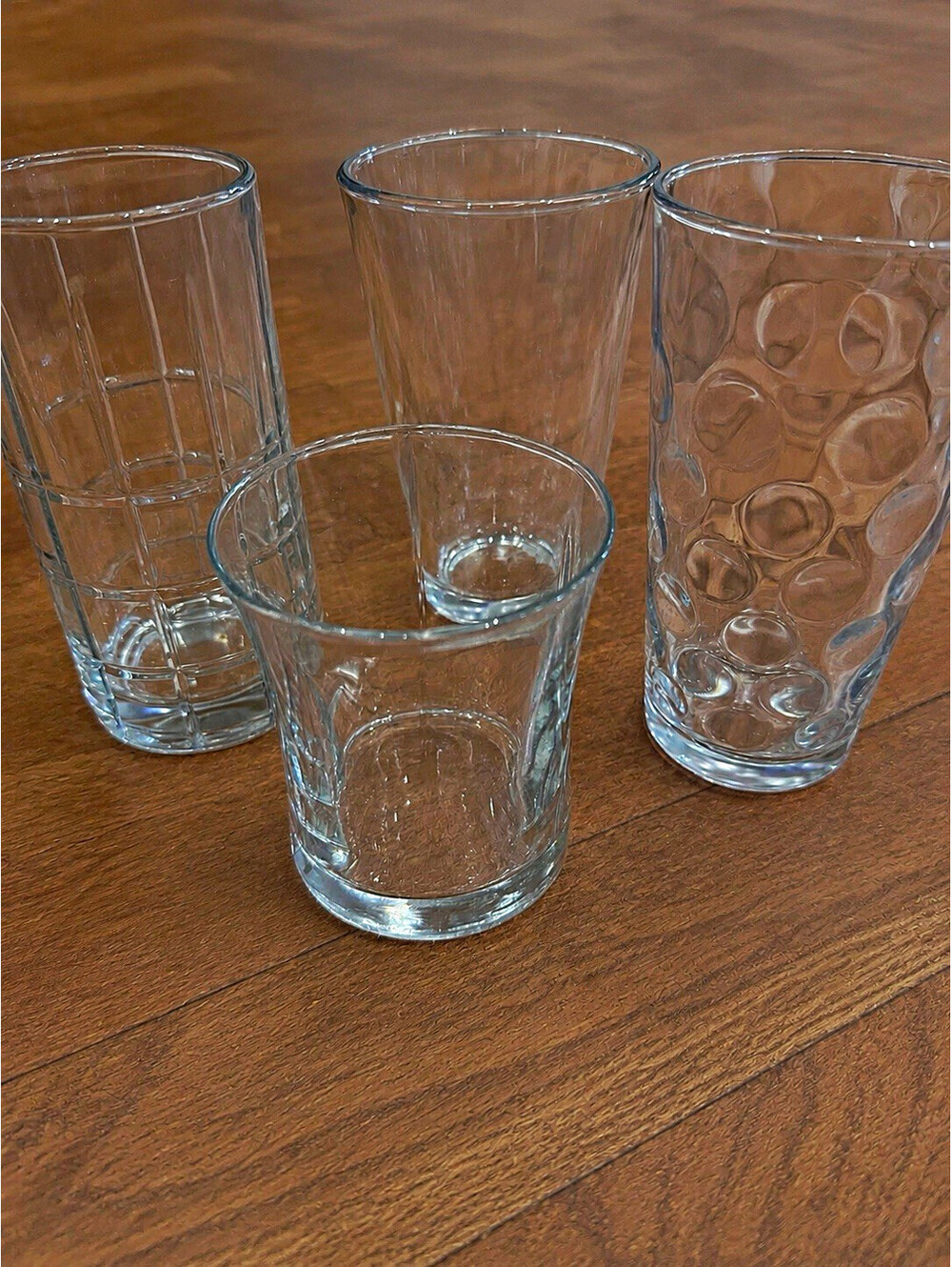 Set of 4 Clear Decorated Glass Tumblers, Contemporary Round Geometric